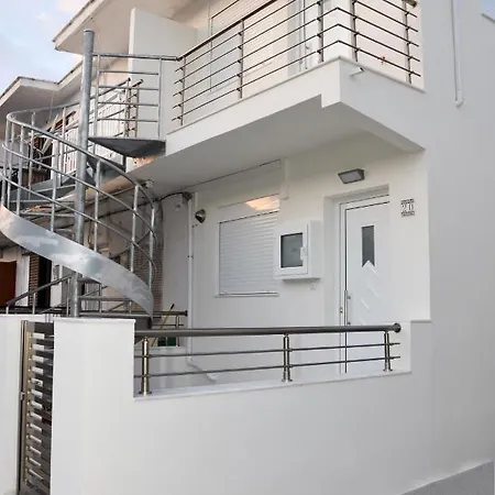 Apartment City Heart Flats First Floor Rhodes City